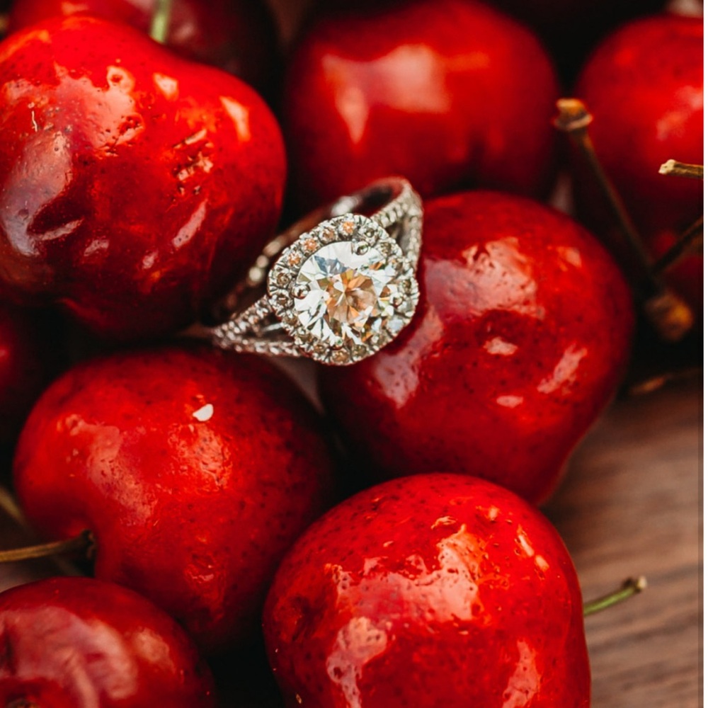 Certified Engagement Ring